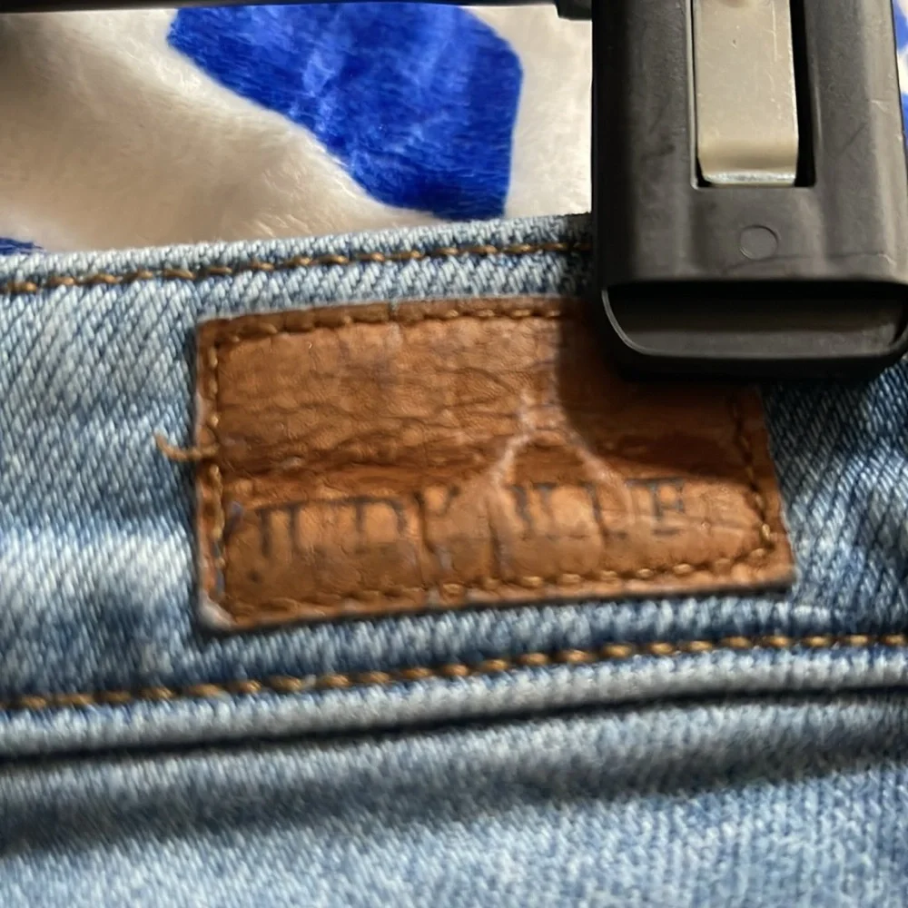 Judy Blue Light Blue Distressed Skinny Jeans - Picture 3 of 4